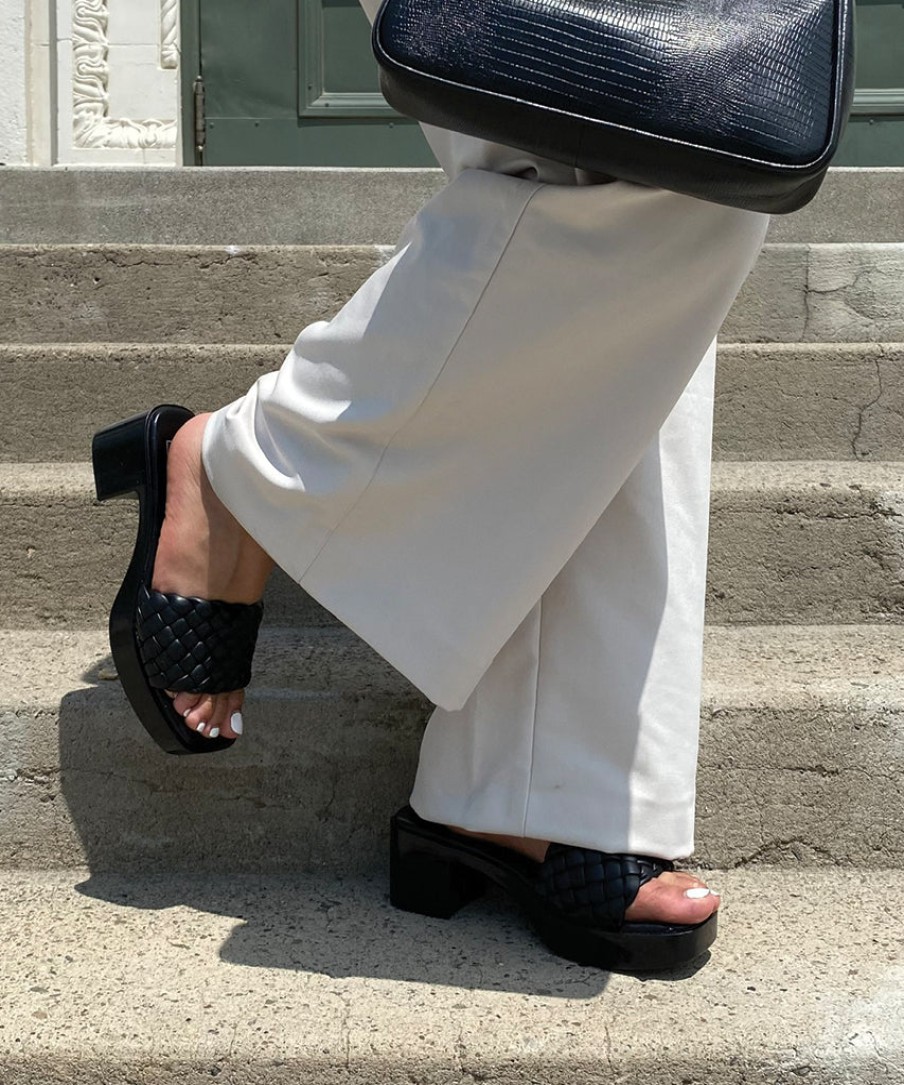 Mules & Clogs DOLCE VITA | Goldy Sandals Black Stella